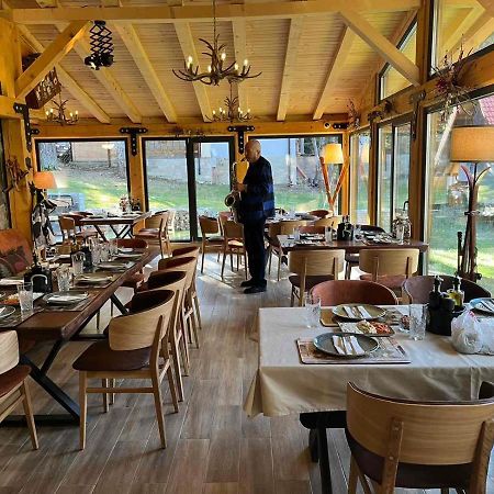 Hotel Algara Hut Panichishte Exterior foto